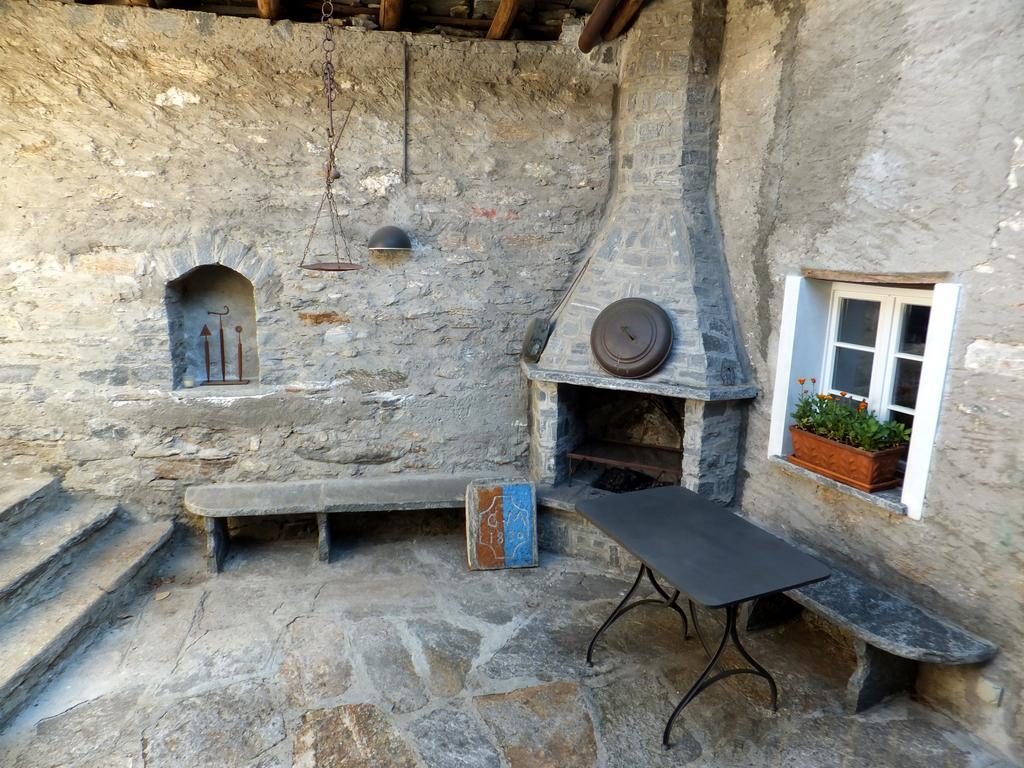 Casa Del Sarto Lägenhet Intragna Exteriör bild
